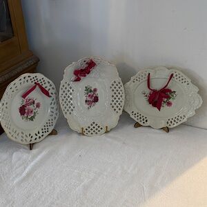 Vintage Baum Bros. Formalities Rose Collection Pierced Rim Plates 3 Pc Set NWOT